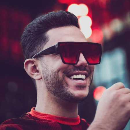دانلود اهنگ پیام عباسی به همه گفتم تویی تو رگی نمیدانن چه دست بدی